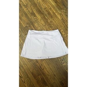 Old Navy lavender tennis skirt with biker shorts liner. Size 2XL.